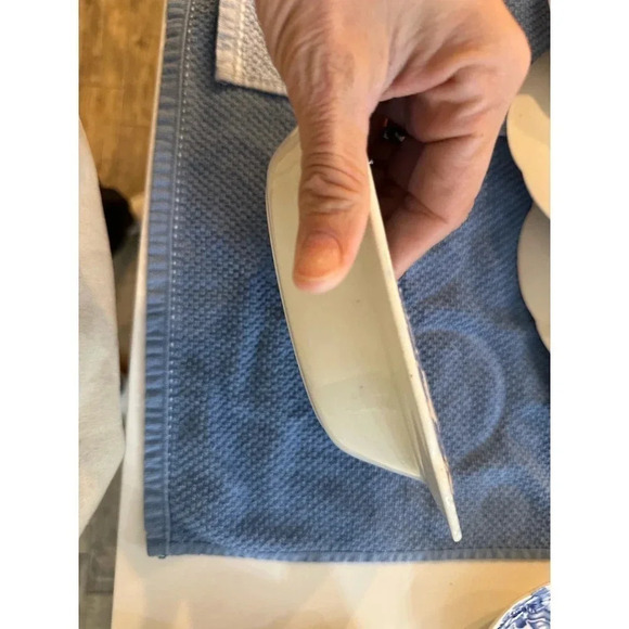 Wood and Son's GAY DAY Blue & White Floral Print Vegetable Bowl - Picture 3 of 6